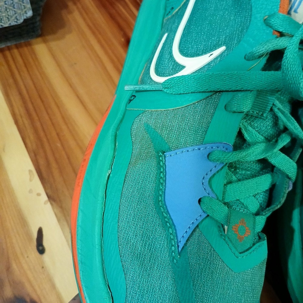 Nike Kyrie 5 Low EYBL Stadium Green / Coconut Milk DX3053-300 Size 9 Rare - Picture 5 of 9